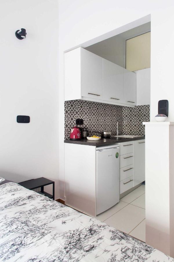Newly Renovated Studio Downtown Athens! Екстериор снимка